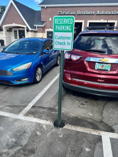 Parking Signage Photo